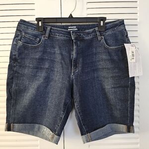 Amazon Essentials Denim Shorts - Size 16